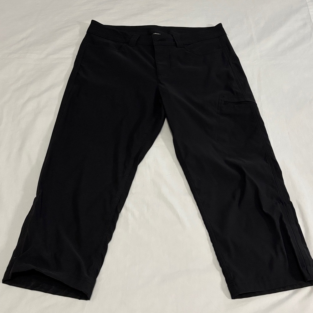 Eddy Bauer Black Rainier Capris 6